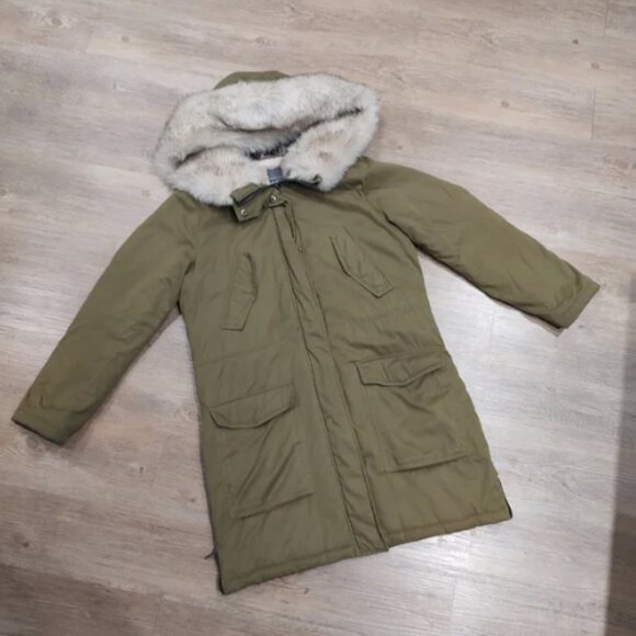 Primark green winter coat with faux fur hood - Picture 2 of 13